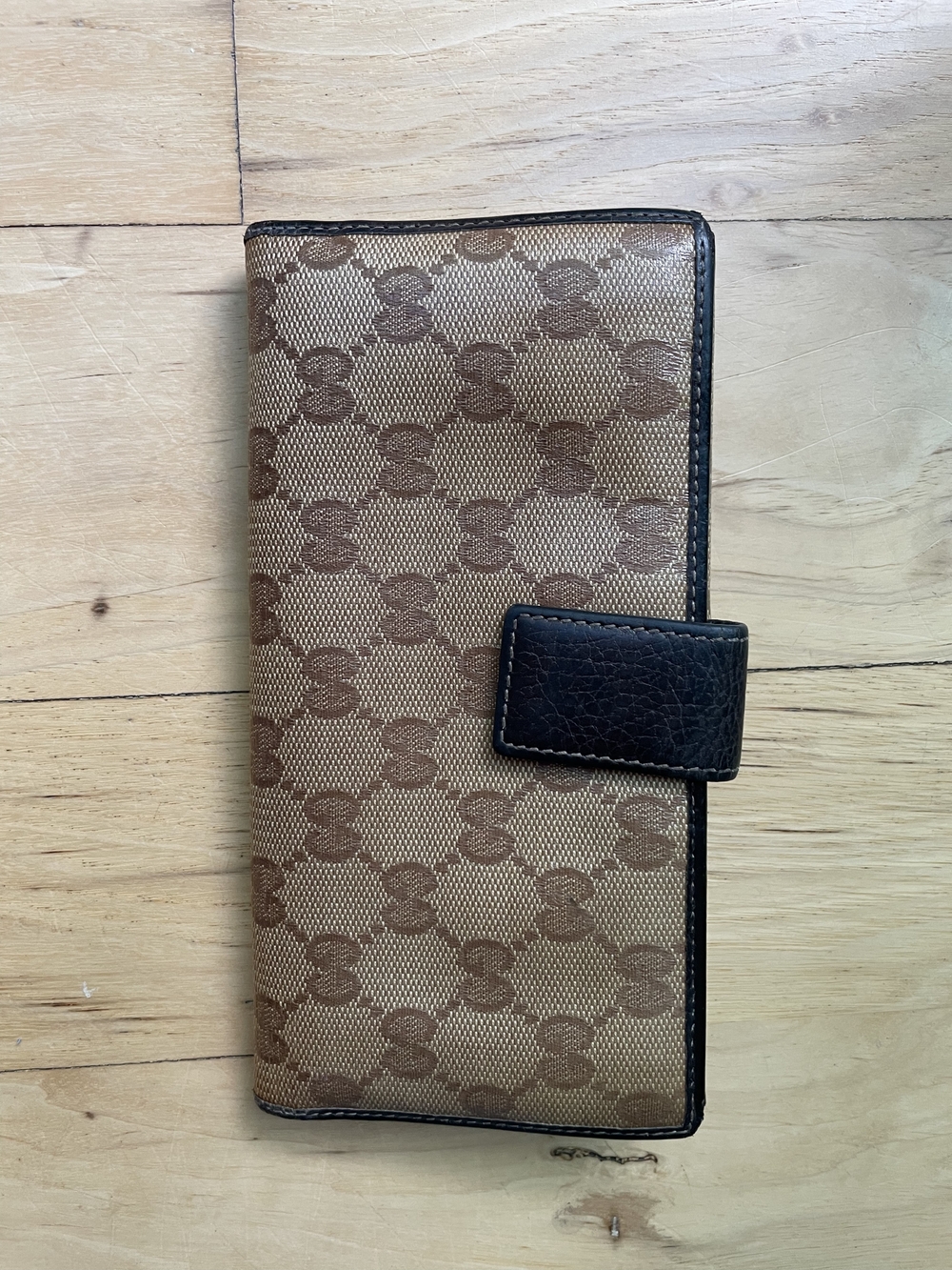 Gucci GG Canvas Continental Wallet - Picture 3 of 12